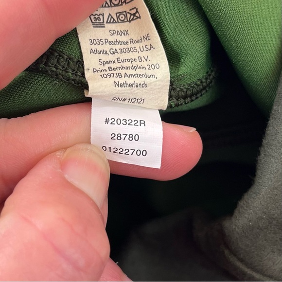 Spanx Faux Suede Leggings in Deep Green Womans Size LG Pull On Center Seam  - Picture 10 of 13